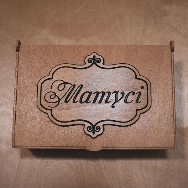 ​Подарункова шкатулка для мами &laquo;Матусі&raquo; &mdash; колір Дуб (22х14х8 см) 45004 фото