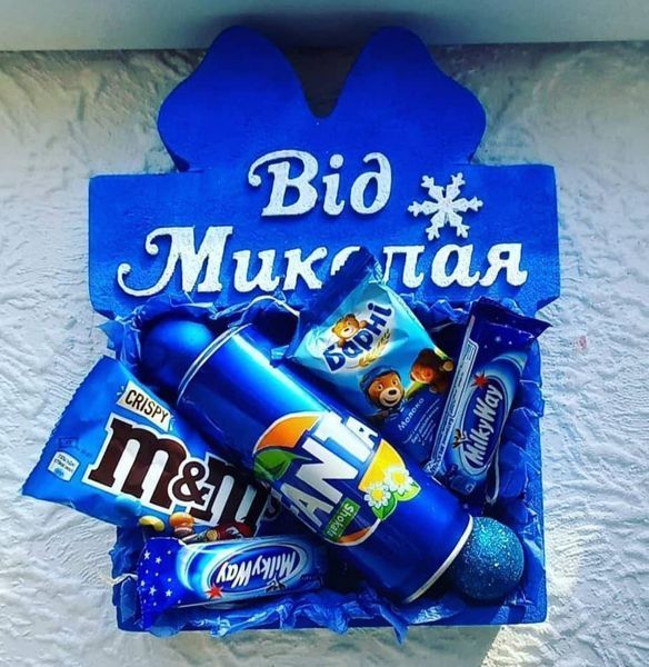 Відкрита коробка з бантом "Від Миколая" фіолетова 30х23 см Пінобокс 183_3 фото
