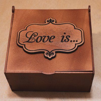 ​Подарункова коробка &laquo;Love is...&raquo; &mdash; колір Червоне дерево, фанера 42003 фото